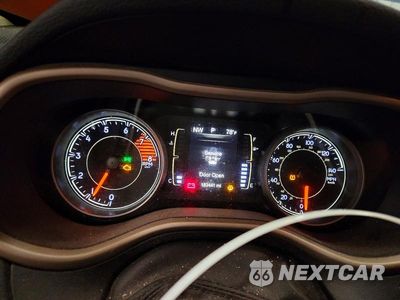 Zdjęcie 9 z 13 samochodu: 2017 JEEP CHEROKEE LATITUDE VIN:1C4PJMCS0HW659656 - miniatura