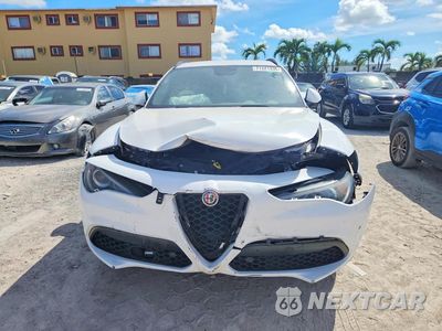 Piąte zdjęcie samochodu w środku: 2019 ALFA ROMEO STELVIO TI VIN:ZASPAKBN3K7C44839 - miniatura