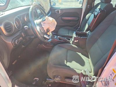 Zdjęcie 7 z 13 samochodu: 2020 JEEP GLADIATOR SPORT VIN:1C6HJTAG6LL122854 - miniatura