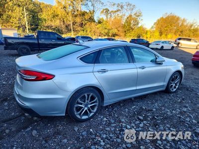 Trzecie zdjęcie samochodu z tyłu: 2019 FORD FUSION SEL VIN:3FA6P0CD6KR236715 - miniatura