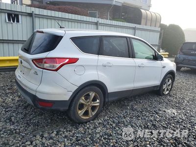Trzecie zdjęcie samochodu z tyłu: 2016 FORD ESCAPE SE VIN:1FMCU9GX4GUC13654 - miniatura