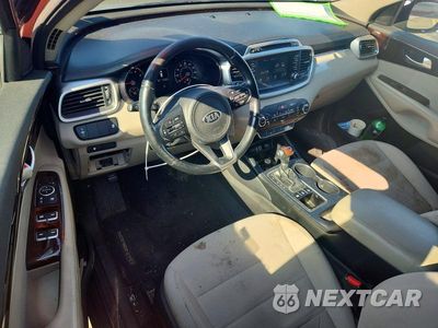 Zdjęcie 8 z 12 samochodu: 2018 KIA SORENTO LX VIN:5XYPGDA32JG430523 - miniatura
