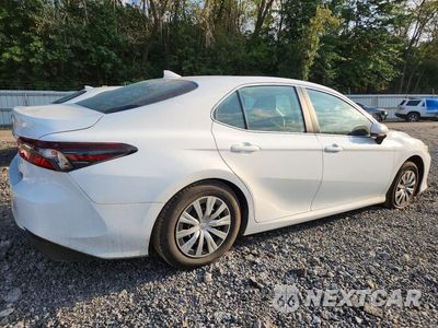 Trzecie zdjęcie samochodu z tyłu: 2023 TOYOTA CAMRY LE VIN:4T1C31AK7PU613337 - miniatura