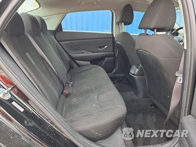 Zdjęcie 10 z 12 samochodu: 2023 HYUNDAI ELANTRA SEL VIN:KMHLS4AG4PU508917 - miniatura