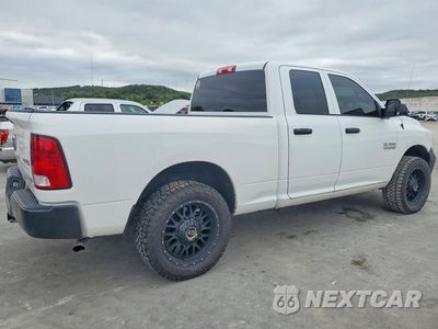 Trzecie zdjęcie samochodu z tyłu: 2018 RAM 1500 ST VIN:1C6RR7FG7JS231551 - miniatura