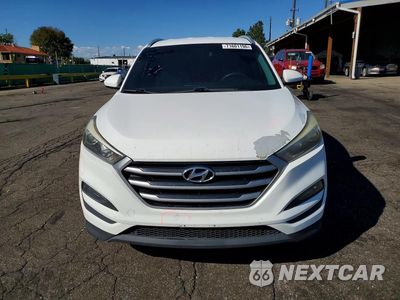 Piąte zdjęcie samochodu w środku: 2018 HYUNDAI TUCSON SEL VIN:KM8J3CA42JU728035 - miniatura