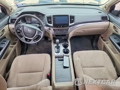 Zdjęcie 8 z 13 samochodu: 2016 HONDA PILOT EX VIN:5FNYF5H31GB012148 - miniatura