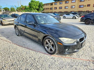Czwarte zdjęcie samochodu z boku: 2014 BMW 328 I VIN:WBA3A5C52EF604990 - miniatura