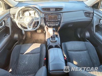 Zdjęcie 8 z 13 samochodu: 2018 NISSAN ROGUE SV VIN:KNMAT2MV1JP560969 - miniatura