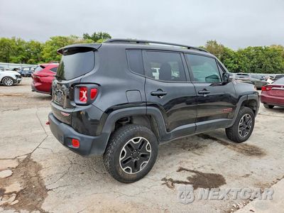 Trzecie zdjęcie samochodu z tyłu: 2016 JEEP RENEGADE TRAILHAWK VIN:ZACCJBCTXGPC80493 - miniatura