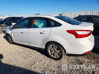 Drugie zdjęcie samochodu z przodu: 2012 FORD FOCUS SEL VIN:1FAHP3H26CL470368 - miniatura