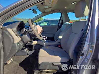 Zdjęcie 7 z 13 samochodu: 2018 HONDA HR-V LX VIN:3CZRU5H31JM718527 - miniatura