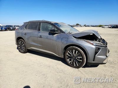 Czwarte zdjęcie samochodu z boku: 2026 TOYOTA BZ LIMITED VIN:JTMBDAFB8TA008843 - miniatura