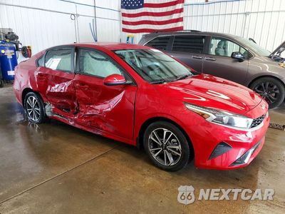 Czwarte zdjęcie samochodu z boku: 2023 KIA FORTE LXS VIN:3KPF24AD3PE600798 - miniatura
