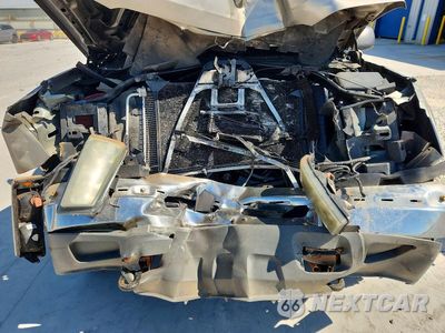 Zdjęcie 11 z 12 samochodu: 2003 CHEVROLET SILVERADO K2500 HEAVY DUTY VIN:1GCHK23U63F214516 - miniatura