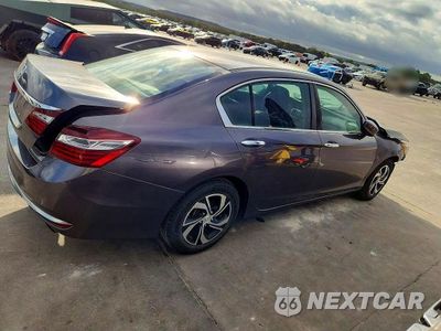 Trzecie zdjęcie samochodu z tyłu: 2017 HONDA ACCORD LX VIN:1HGCR2F34HA093497 - miniatura