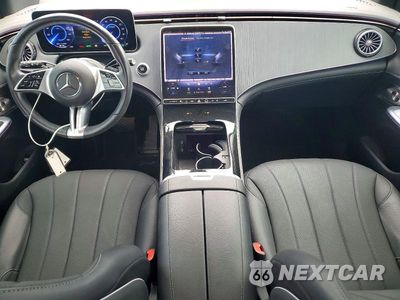 Zdjęcie 8 z 13 samochodu: 2023 MERCEDES-BENZ EQE SUV 500 4MATIC VIN:4JGGM2CB8PA039995 - miniatura
