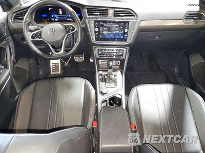 Zdjęcie 8 z 13 samochodu: 2023 VOLKSWAGEN TIGUAN SE R-LINE BLACK VIN:3VV8B7AX0PM004043 - miniatura