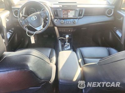 Zdjęcie 8 z 13 samochodu: 2016 TOYOTA RAV4 LIMITED VIN:JTMDFREV2GJ073917 - miniatura
