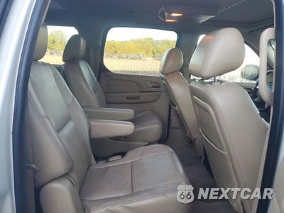 Zdjęcie 11 z 13 samochodu: 2011 CADILLAC ESCALADE ESV PREMIUM VIN:1GYS4JEF9BR102504 - miniatura
