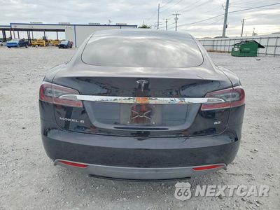 Zdjęcie 6 z 12 samochodu: 2013 TESLA MODEL S VIN:5YJSA1CN1DFP26038 - miniatura