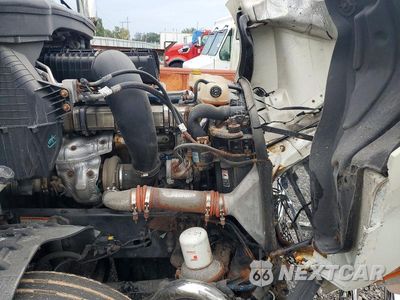 Zdjęcie 10 z 13 samochodu: 2020 FREIGHTLINER CASCADIA 1 - SEMI TRUCK VIN:3AKJHLDR6LSLT7988 - miniatura