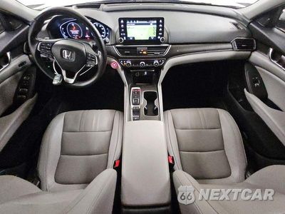 Zdjęcie 8 z 13 samochodu: 2019 HONDA ACCORD TOURING VIN:1HGCV2F90KA021574 - miniatura
