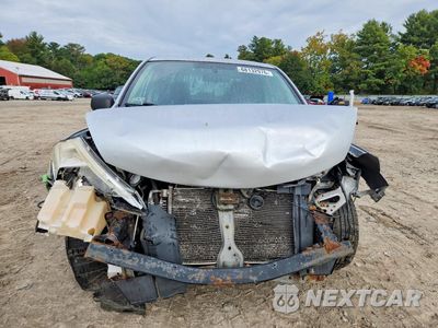 Piąte zdjęcie samochodu w środku: 2010 NISSAN VERSA 1.6 BASE VIN:3N1CC1AP2AL352672 - miniatura