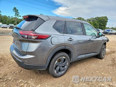 Trzecie zdjęcie samochodu z tyłu: 2025 NISSAN ROGUE SV VIN:5N1BT3BB3SC806346 - miniatura