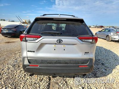 Zdjęcie 6 z 13 samochodu: 2025 TOYOTA RAV4 HYBRID XLE VIN:JTMRWRFV4SJ091011 - miniatura