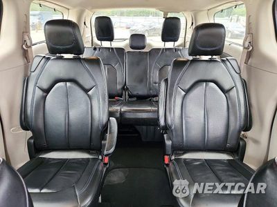 Zdjęcie 10 z 13 samochodu: 2021 CHRYSLER PACIFICA TOURING L VIN:2C4RC1BG1MR520542 - miniatura