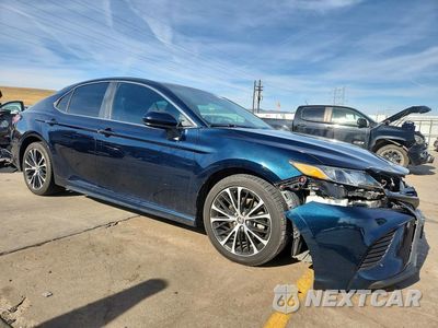 Czwarte zdjęcie samochodu z boku: 2020 TOYOTA CAMRY SE VIN:4T1G11AK7LU511098 - miniatura