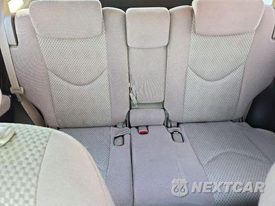 Zdjęcie 10 z 13 samochodu: 2007 TOYOTA RAV4 BASE VIN:JTMZD33V676045861 - miniatura