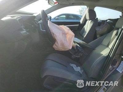 Zdjęcie 7 z 12 samochodu: 2017 HONDA CIVIC EX VIN:19XFC2F8XHE223983 - miniatura