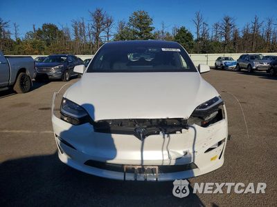 Piąte zdjęcie samochodu w środku: 2022 TESLA MODEL X VIN:7SAXCDE55NF340256 - miniatura