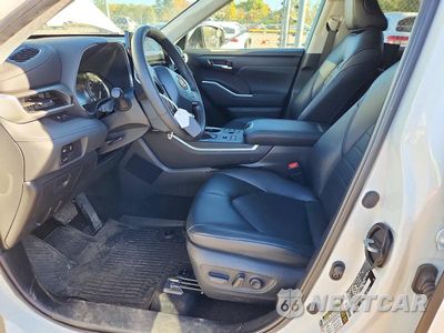 Zdjęcie 7 z 13 samochodu: 2024 TOYOTA HIGHLANDER XLE VIN:5TDKDRBH7RS569202 - miniatura