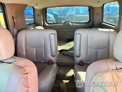 Zdjęcie 10 z 13 samochodu: 2005 CHEVROLET TAHOE C1500 VIN:1GNEC13T15J217056 - miniatura