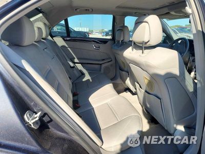 Zdjęcie 10 z 12 samochodu: 2010 MERCEDES-BENZ E 63 AMG VIN:WDDHF7HB7AA121576 - miniatura