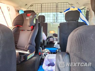 Zdjęcie 10 z 13 samochodu: 2013 DODGE GRAND CARAVAN SXT VIN:2C4RDGCG2DR522119 - miniatura