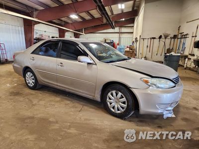 Czwarte zdjęcie samochodu z boku: 2006 TOYOTA CAMRY LE VIN:4T1BE32K36U144519 - miniatura