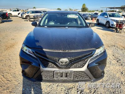 Piąte zdjęcie samochodu w środku: 2019 TOYOTA CAMRY L VIN:4T1B11HK5KU229878 - miniatura