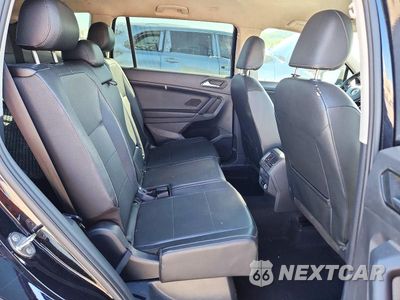 Zdjęcie 11 z 13 samochodu: 2018 VOLKSWAGEN TIGUAN SE VIN:3VV3B7AX8JM125663 - miniatura