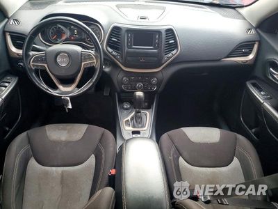 Zdjęcie 8 z 13 samochodu: 2014 JEEP CHEROKEE LATITUDE VIN:1C4PJMCS2EW152513 - miniatura