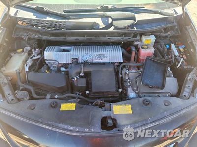 Zdjęcie 11 z 12 samochodu: 2013 TOYOTA PRIUS V TWO VIN:JTDZN3EU9D3289485 - miniatura