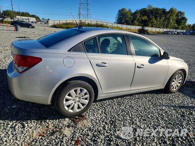Trzecie zdjęcie samochodu z tyłu: 2011 CHEVROLET CRUZE LS VIN:1G1PC5SH9B7211979 - miniatura