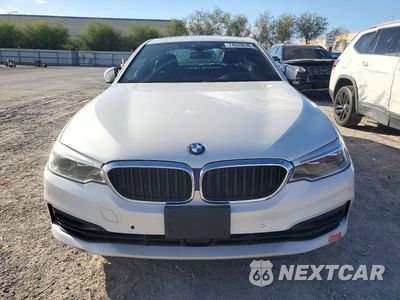 Piąte zdjęcie samochodu w środku: 2020 BMW 530E VIN:WBAJA9C07LCD33171 - miniatura