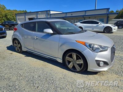 Czwarte zdjęcie samochodu z boku: 2013 HYUNDAI VELOSTER TURBO VIN:KMHTC6AE9DU100822 - miniatura