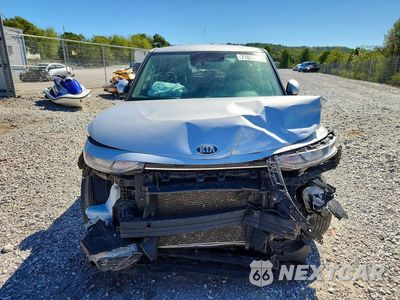 Piąte zdjęcie samochodu w środku: 2021 KIA SOUL S VIN:KNDJ23AU5M7775215 - miniatura
