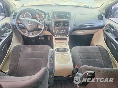 Zdjęcie 8 z 13 samochodu: 2014 DODGE GRAND CARAVAN SXT VIN:2C4RDGCG3ER123141 - miniatura