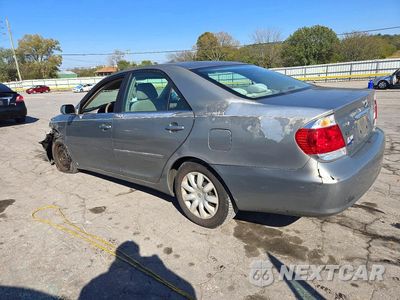 Drugie zdjęcie samochodu z przodu: 2005 TOYOTA CAMRY LE VIN:4T1BE32K75U984267 - miniatura